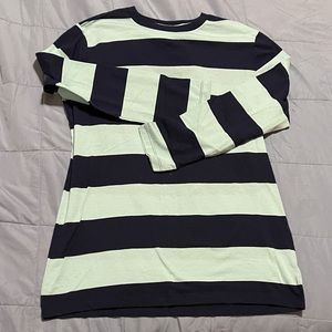 Boy longs sleeve t shirt